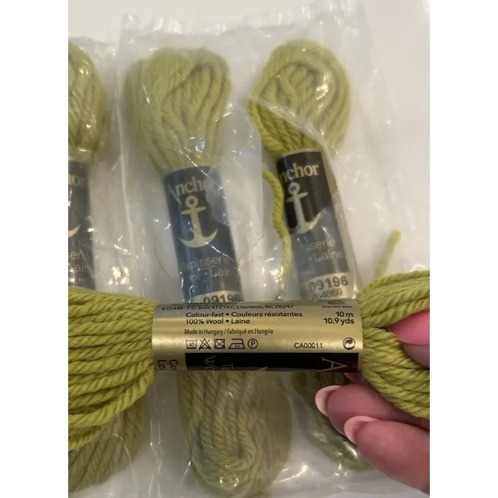 Vtg Anchor Tapisserie 100% Wool Yarn Green 6 Skeins 10M #09196 Embroidery Thread